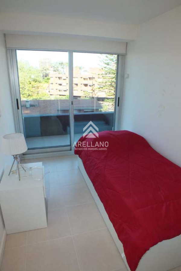 Apartamento ID.4504 - Venta apartamento 3 dormitorios 