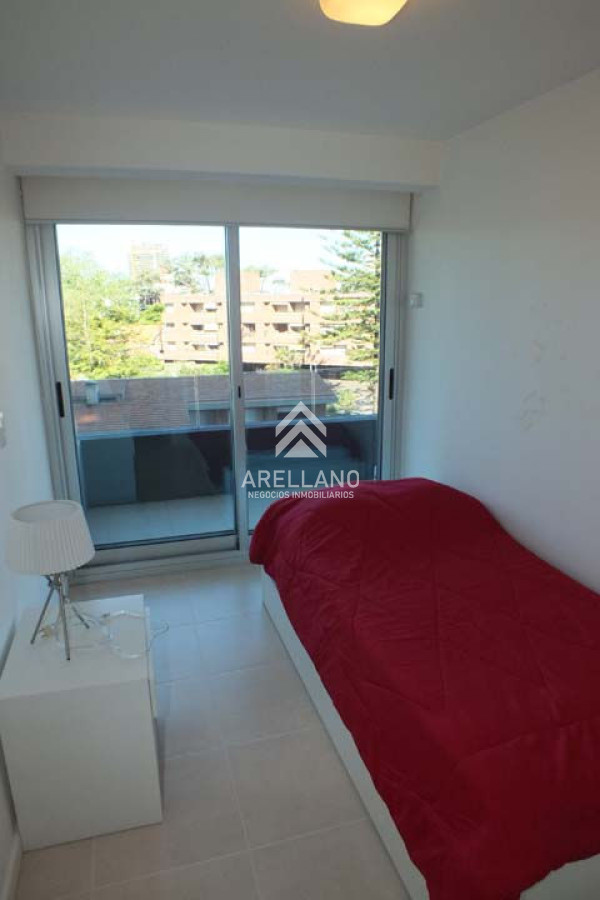 Apartamento ID.4504 - Venta apartamento 3 dormitorios 