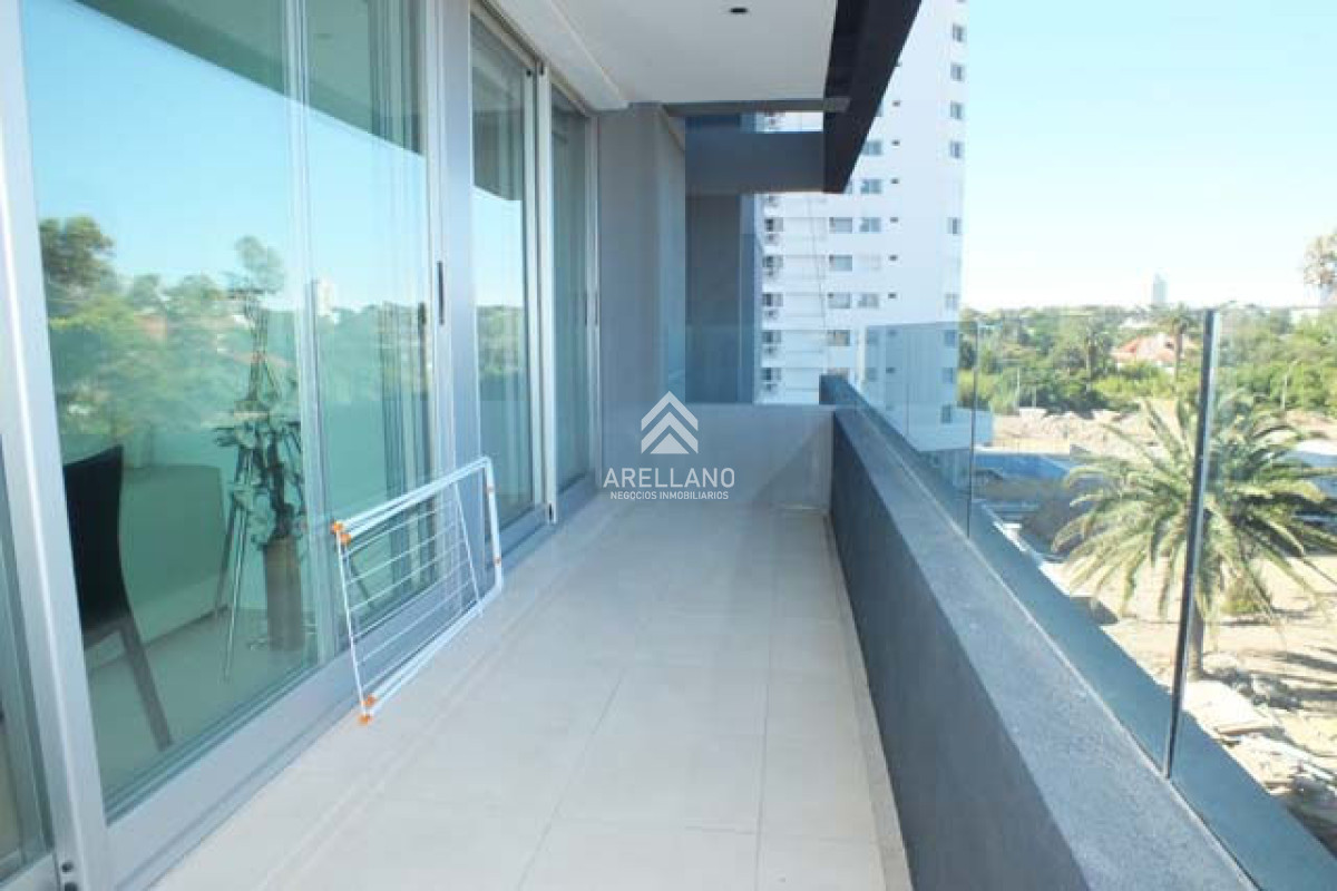 Apartamento ID.4504 - Venta apartamento 3 dormitorios 