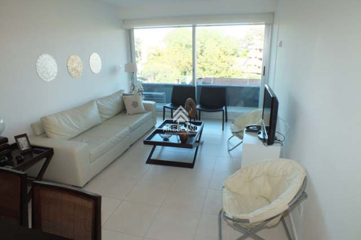 Apartamento ID.4504 - Venta apartamento 3 dormitorios 