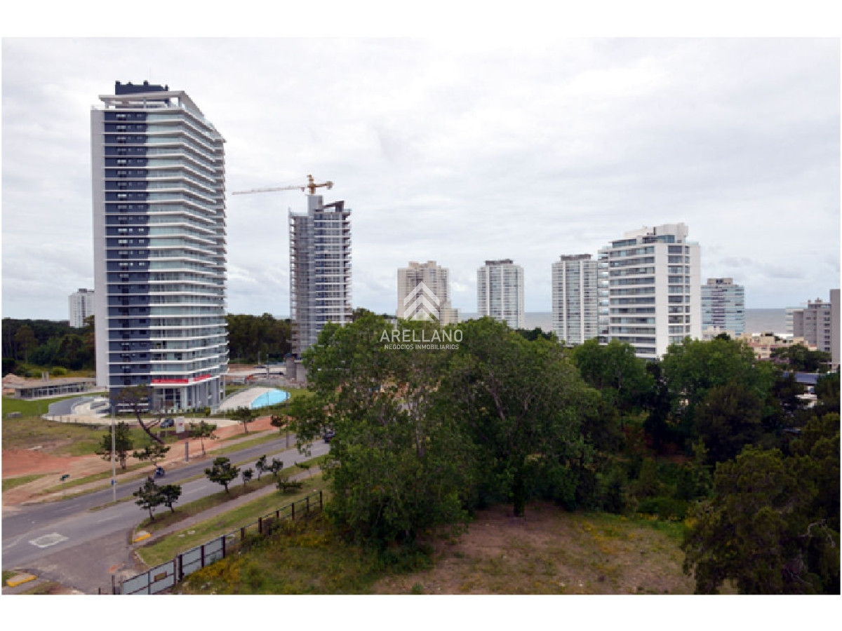 Apartamento ID.4466 - Venta apartamento 3 dormitorios 