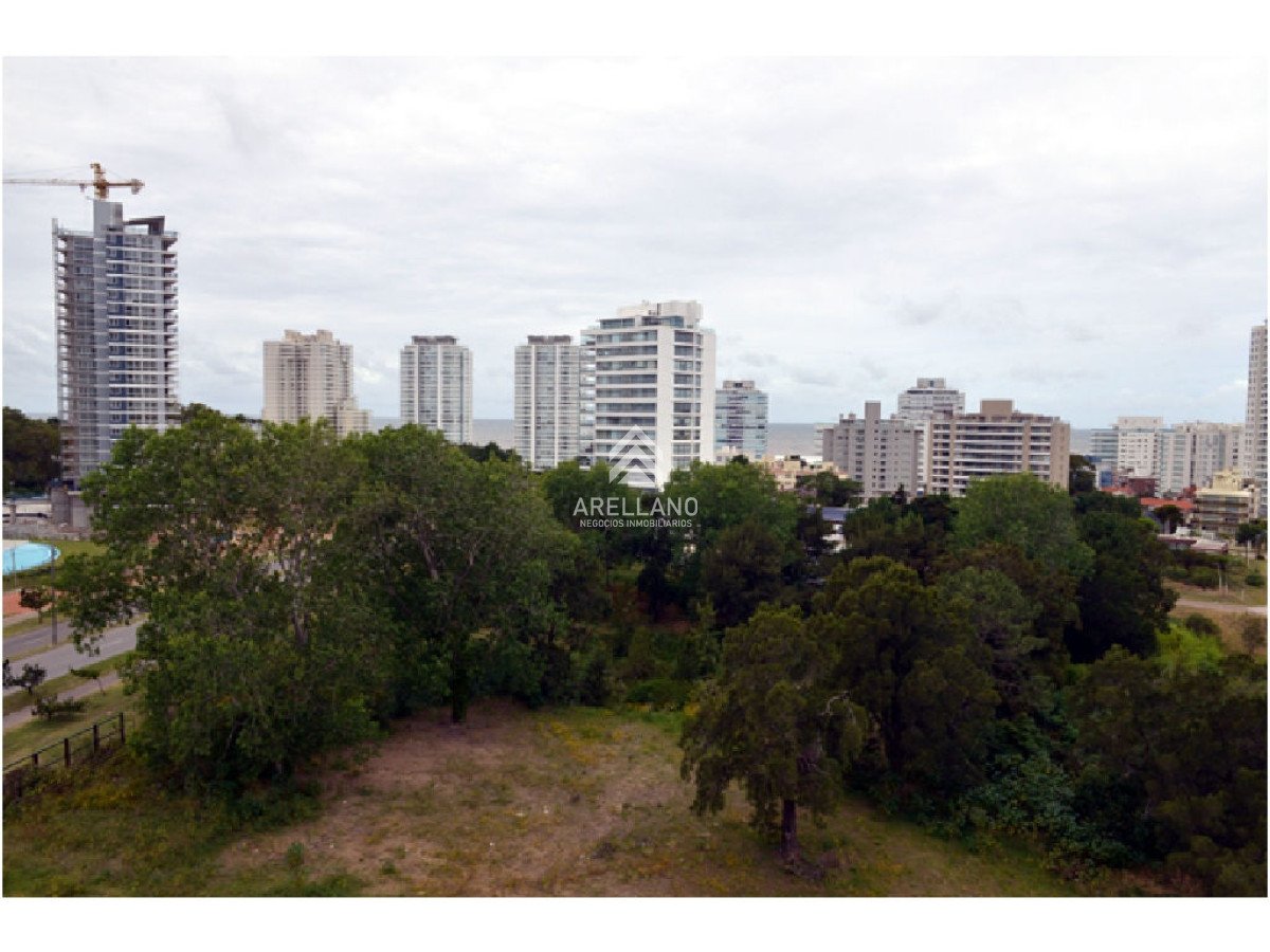 Apartamento ID.4466 - Venta apartamento 3 dormitorios 