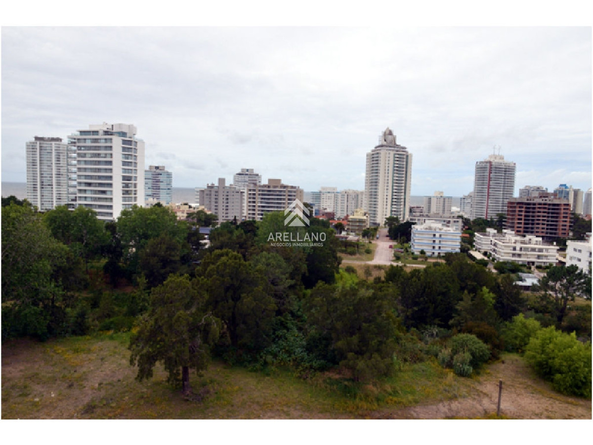 Apartamento ID.4466 - Venta apartamento 3 dormitorios 