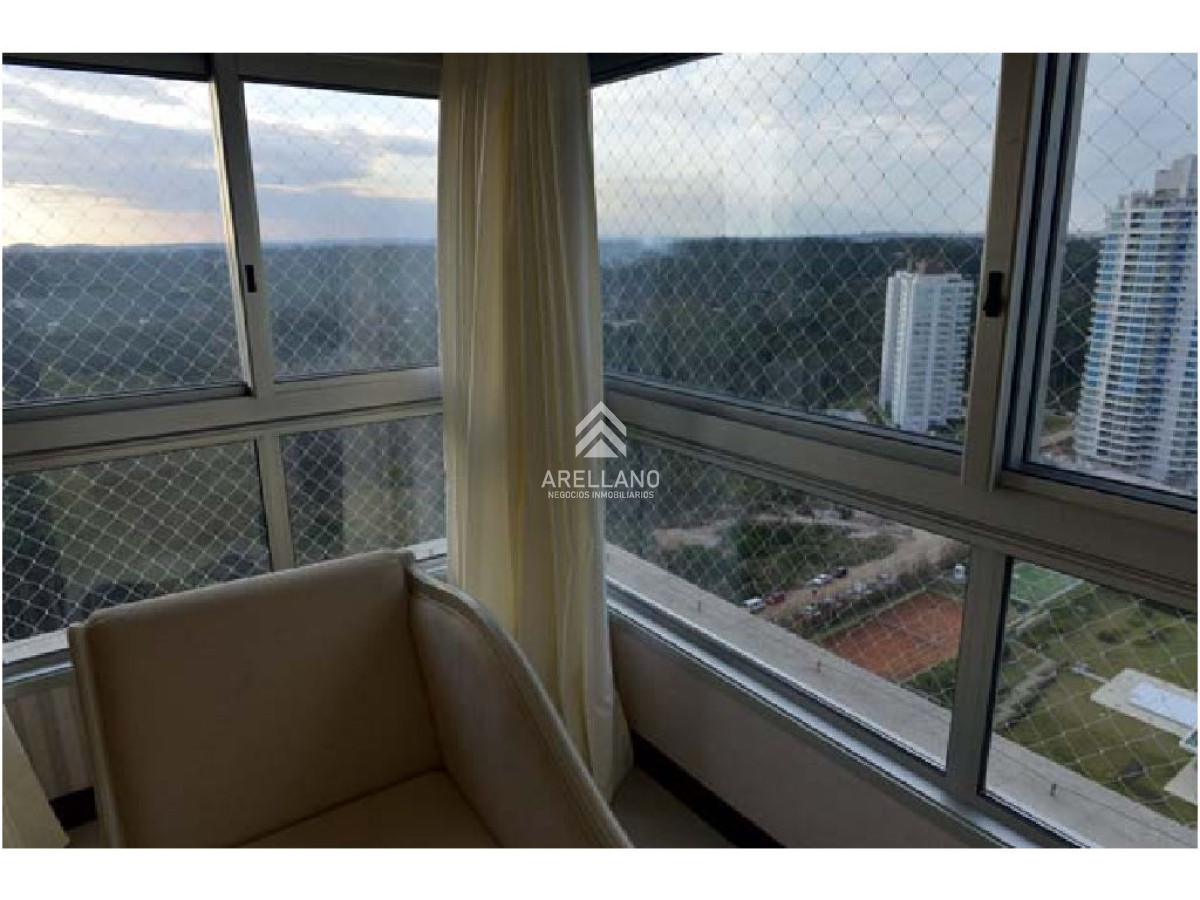 Apartamento ID.3856 - Venta apartamento 3 dormitorios y dependencia Playa Brava 