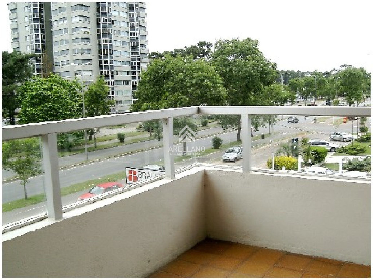 Apartamento ID.4979 - Venta apartamento 2 dormitorios 
