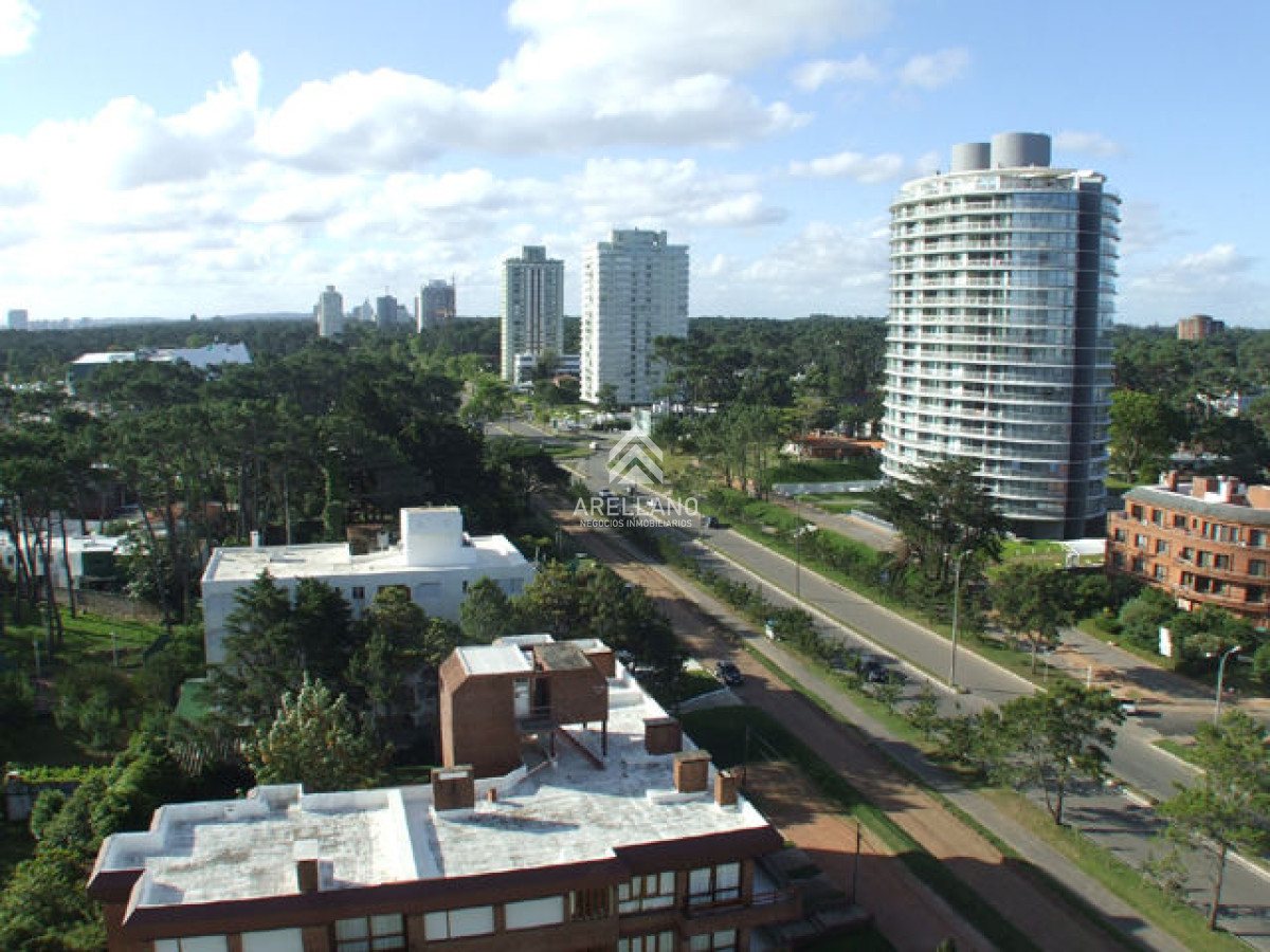 Apartamento ID.4893 - Roosevelt, Punta del Este Piso alto con Vista al Mar 