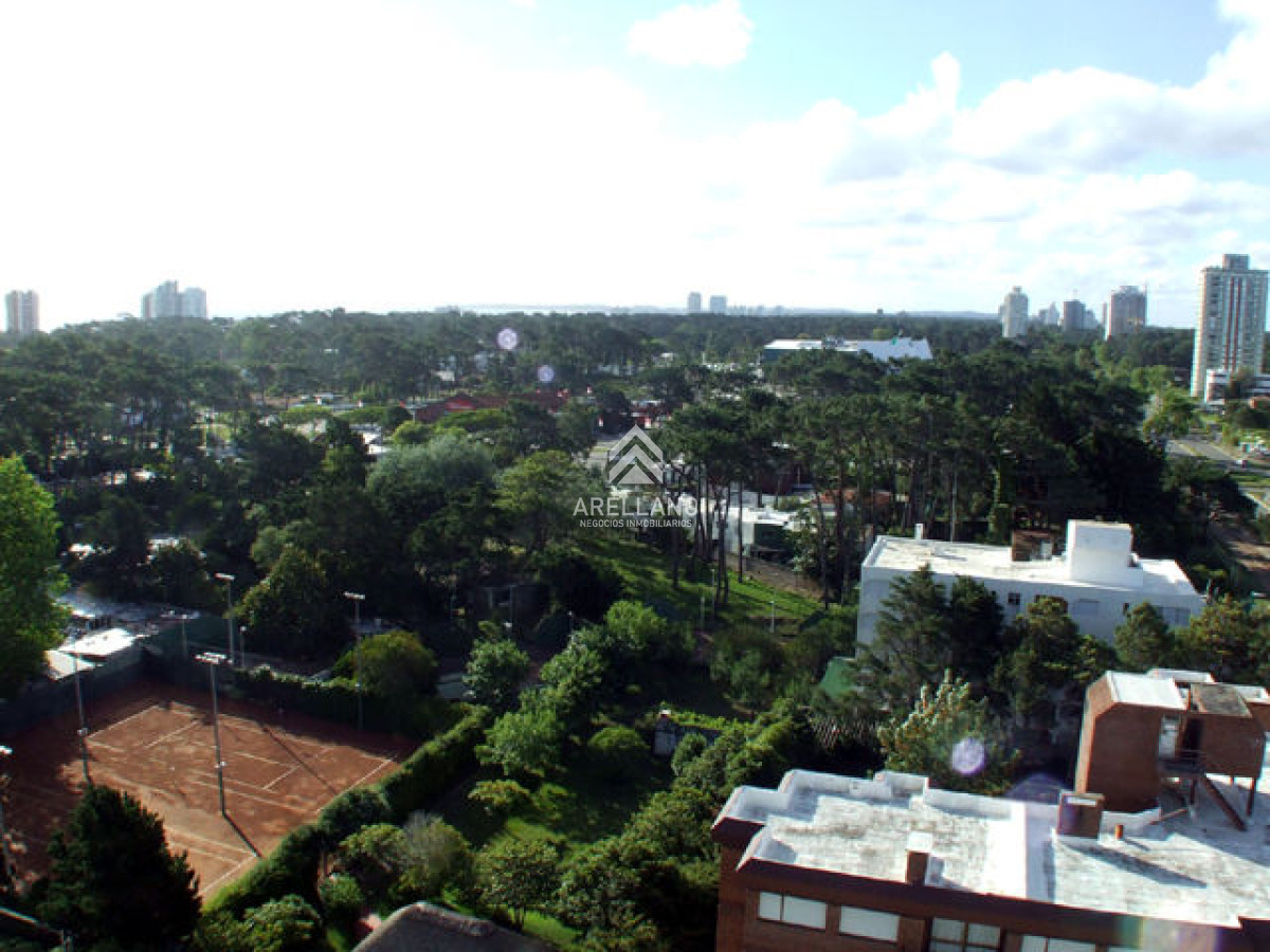 Apartamento ID.4893 - Roosevelt, Punta del Este Piso alto con Vista al Mar 