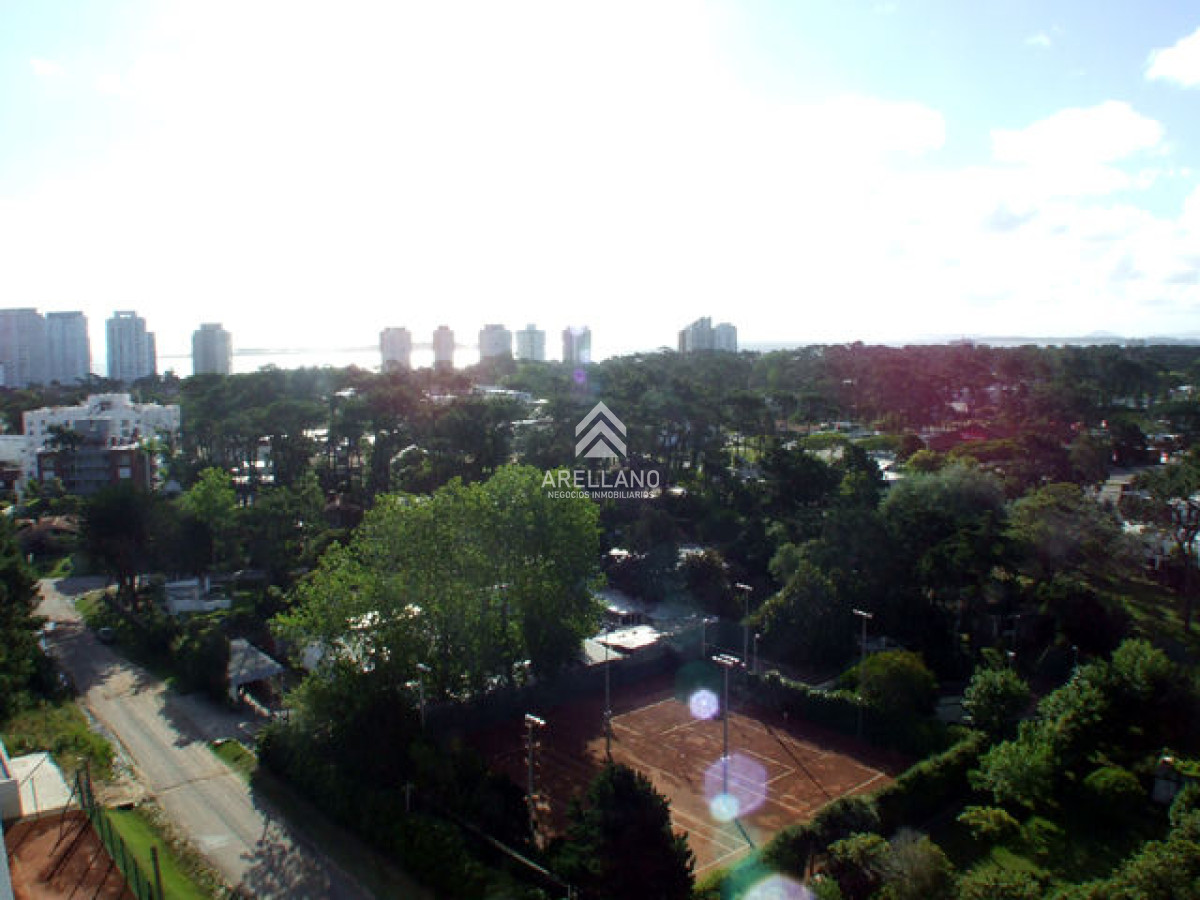 Apartamento ID.4893 - Roosevelt, Punta del Este Piso alto con Vista al Mar 