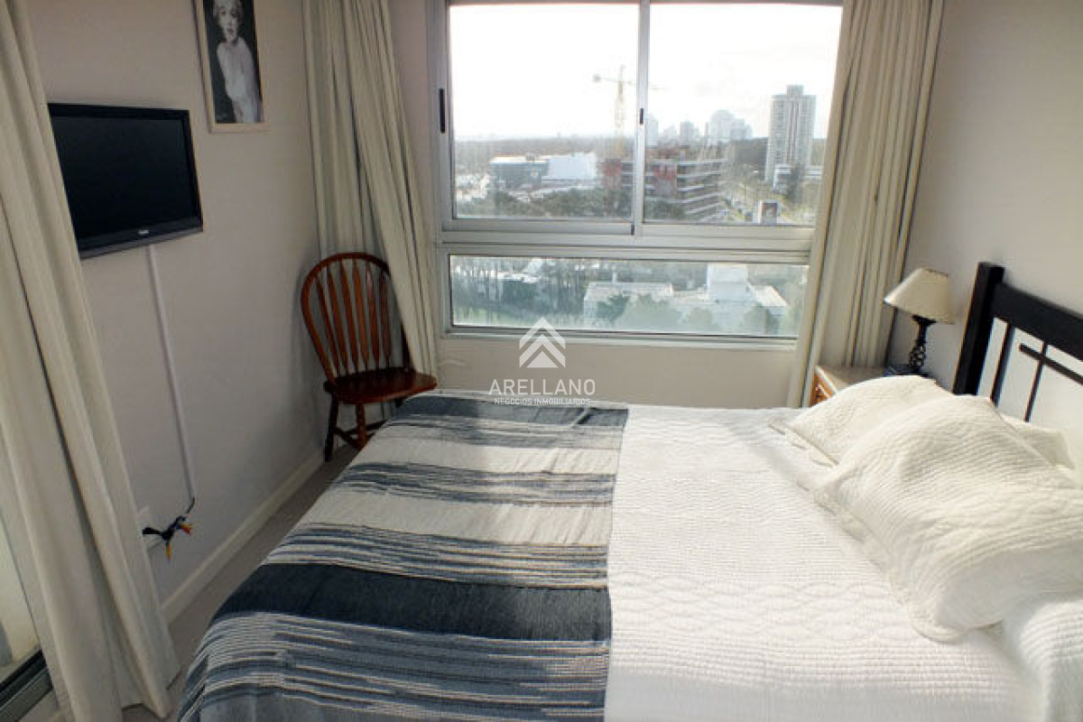 Apartamento ID.4893 - Roosevelt, Punta del Este Piso alto con Vista al Mar 