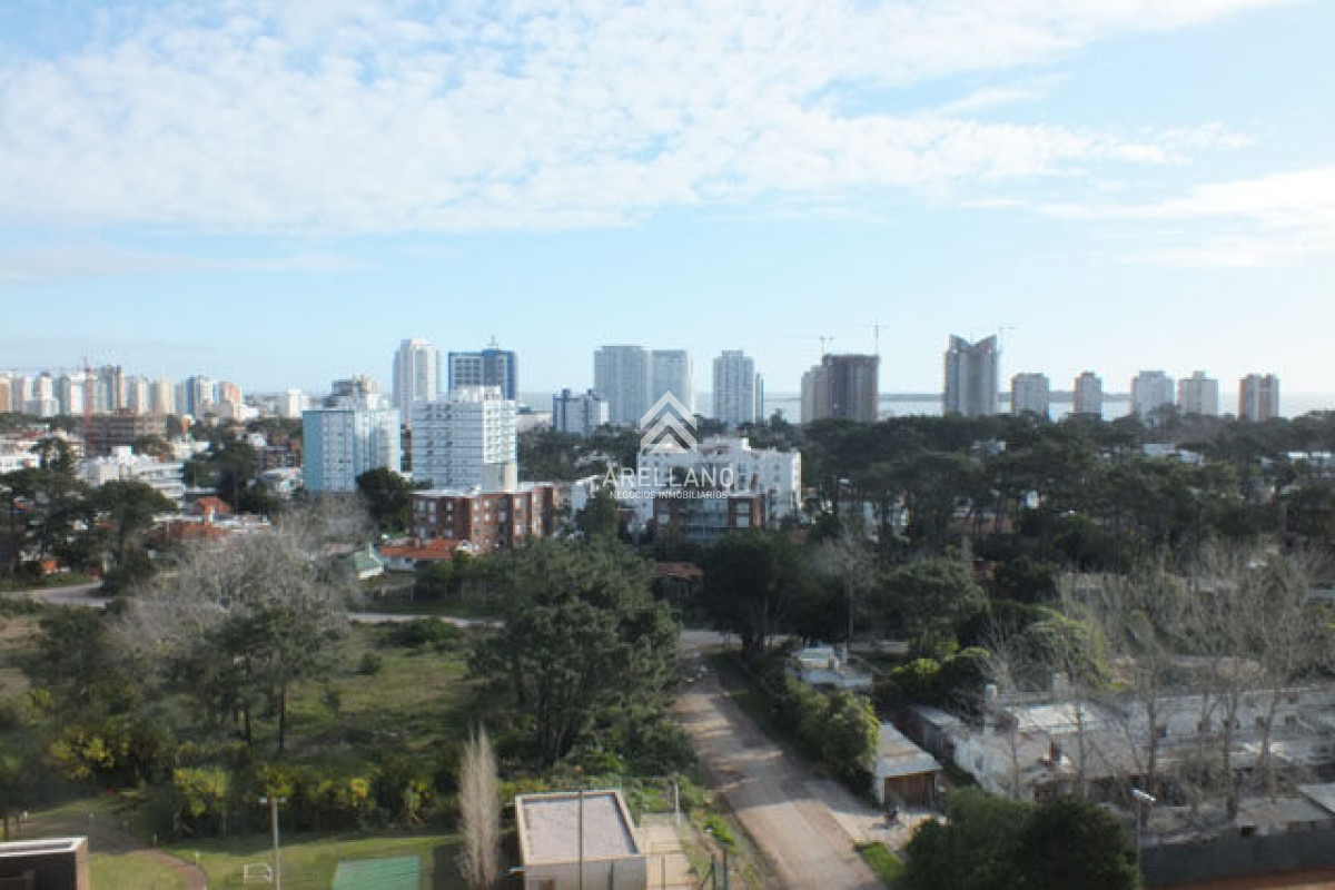 Apartamento ID.4893 - Roosevelt, Punta del Este Piso alto con Vista al Mar 