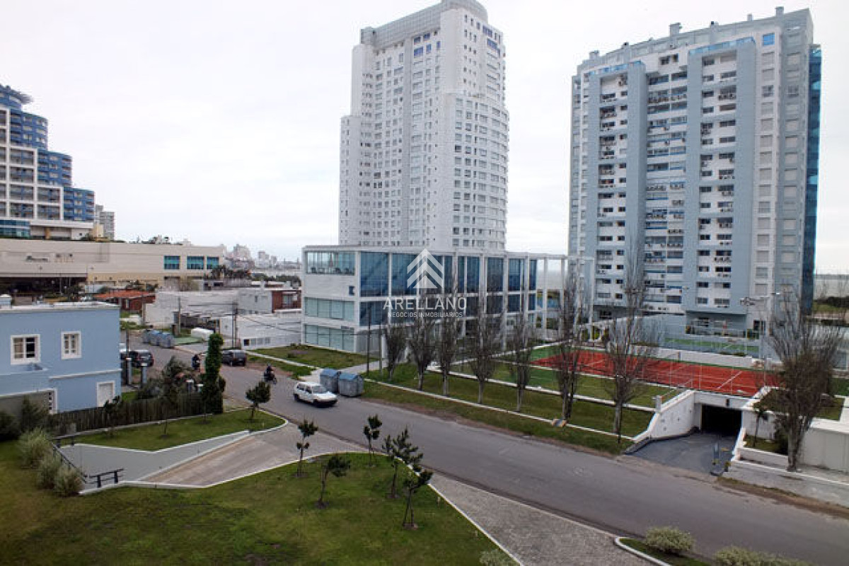 Apartamento ID.5059 - Apartamento en Mansa, 2 dormitorios  con parrillero