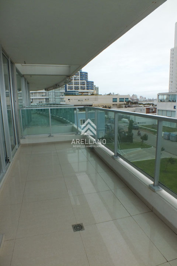 Apartamento ID.5059 - Apartamento en Mansa, 2 dormitorios  con parrillero