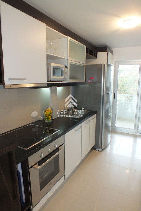 Apartamento ID.5059 - Apartamento en Mansa, 2 dormitorios  con parrillero