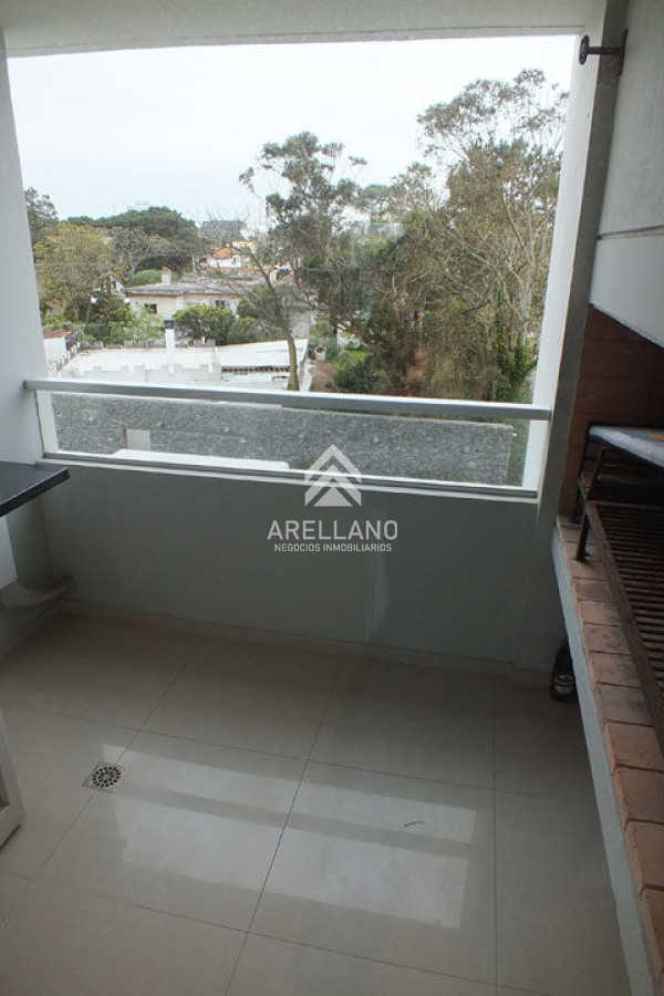 Apartamento ID.5059 - Apartamento en Mansa, 2 dormitorios  con parrillero