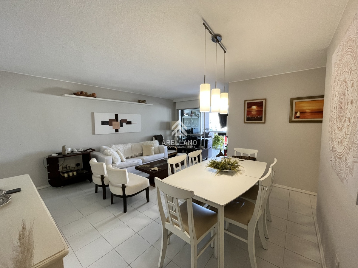 Apartamento ID.5080 - Venta apartamento 2 dormitorios Brava 