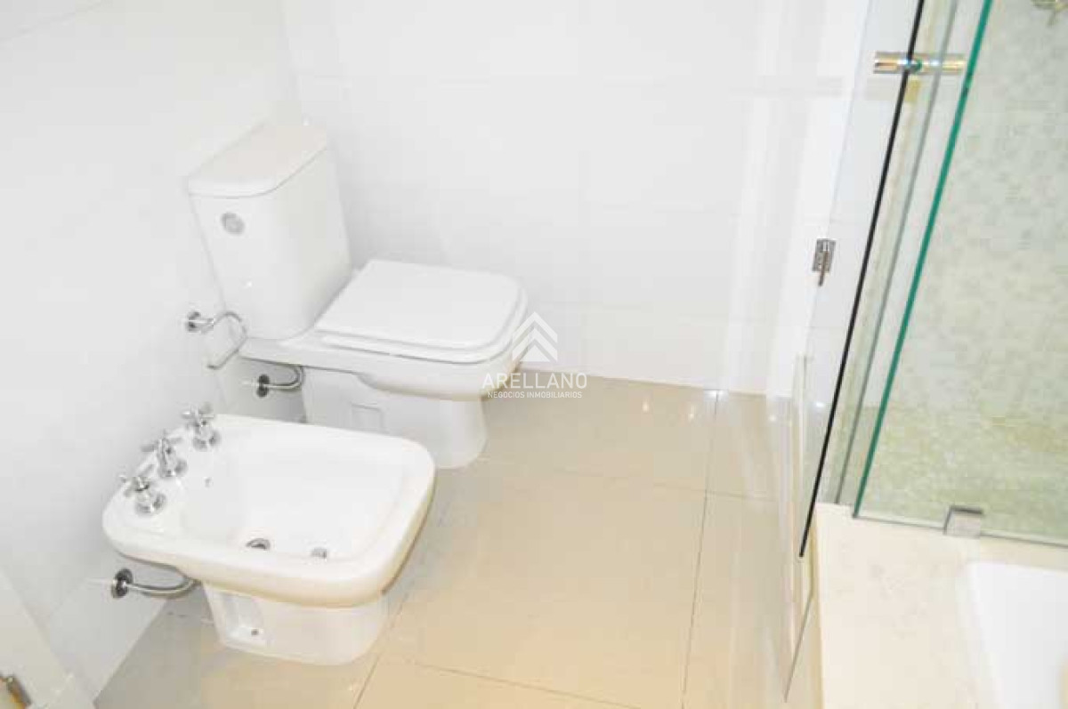Apartamento ID.5284 - Alquiler temporada apartamento 3 dormitorios 