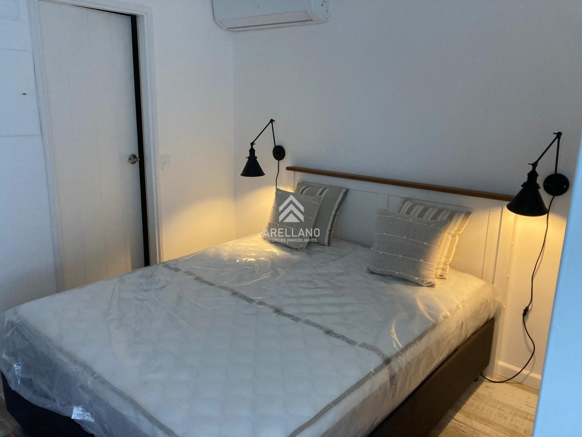 Apartamento ID.4889 - Apartamento en venta – Edificio Carbe, Playa Mansa, Punta del Este