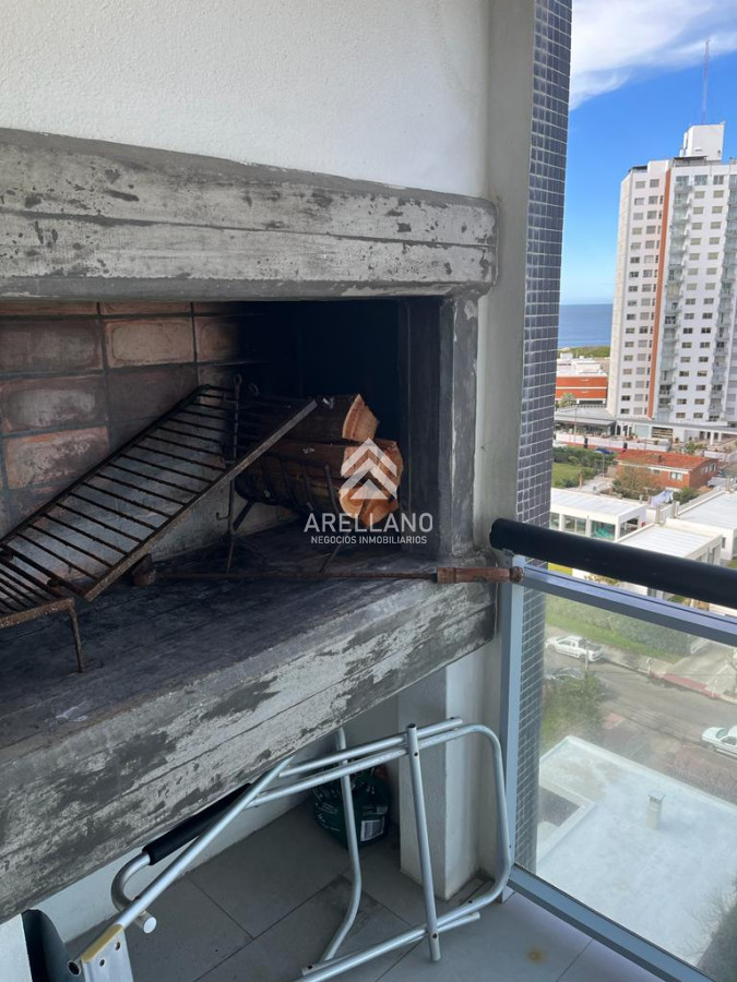 Apartamento ID.5083 - HERMOSO DEPARTAMENTO CON MUY BUENA VISTA 