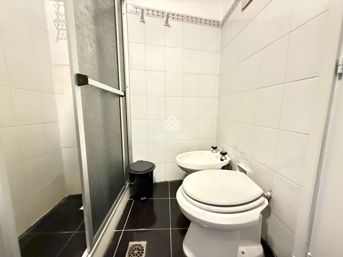 Apartamento ID.5604 - Venta Apartamento en Edificio Mansamar - Primera Línea al Mar