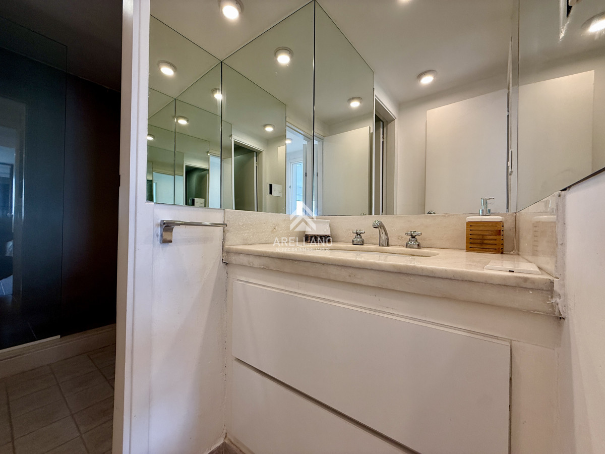 Apartamento ID.5631 - Venta apartamento 3 dormitorios  Brava 