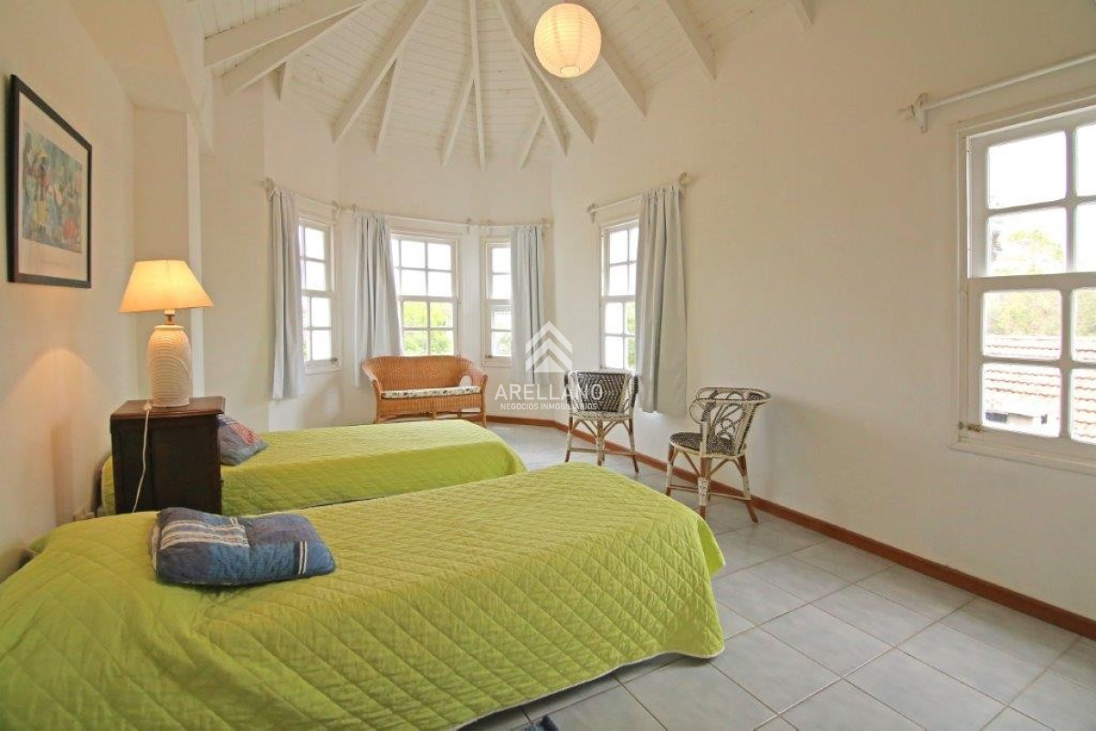 Casa ID.4800 - En el CORAZON DE LA BARRA