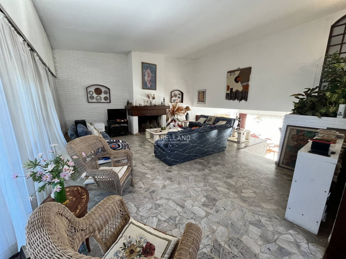 Casa ID.3862 - Venta casa 3 dormitorios 