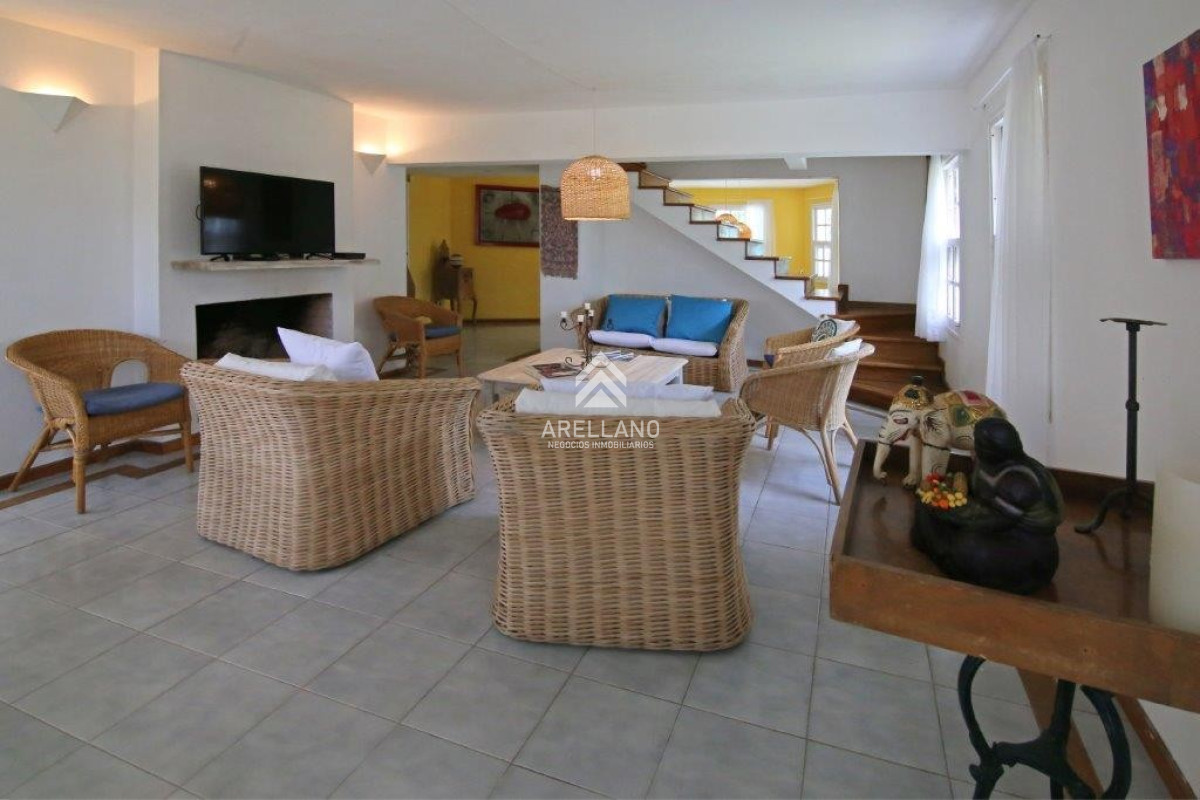 Casa ID.4800 - En el CORAZON DE LA BARRA