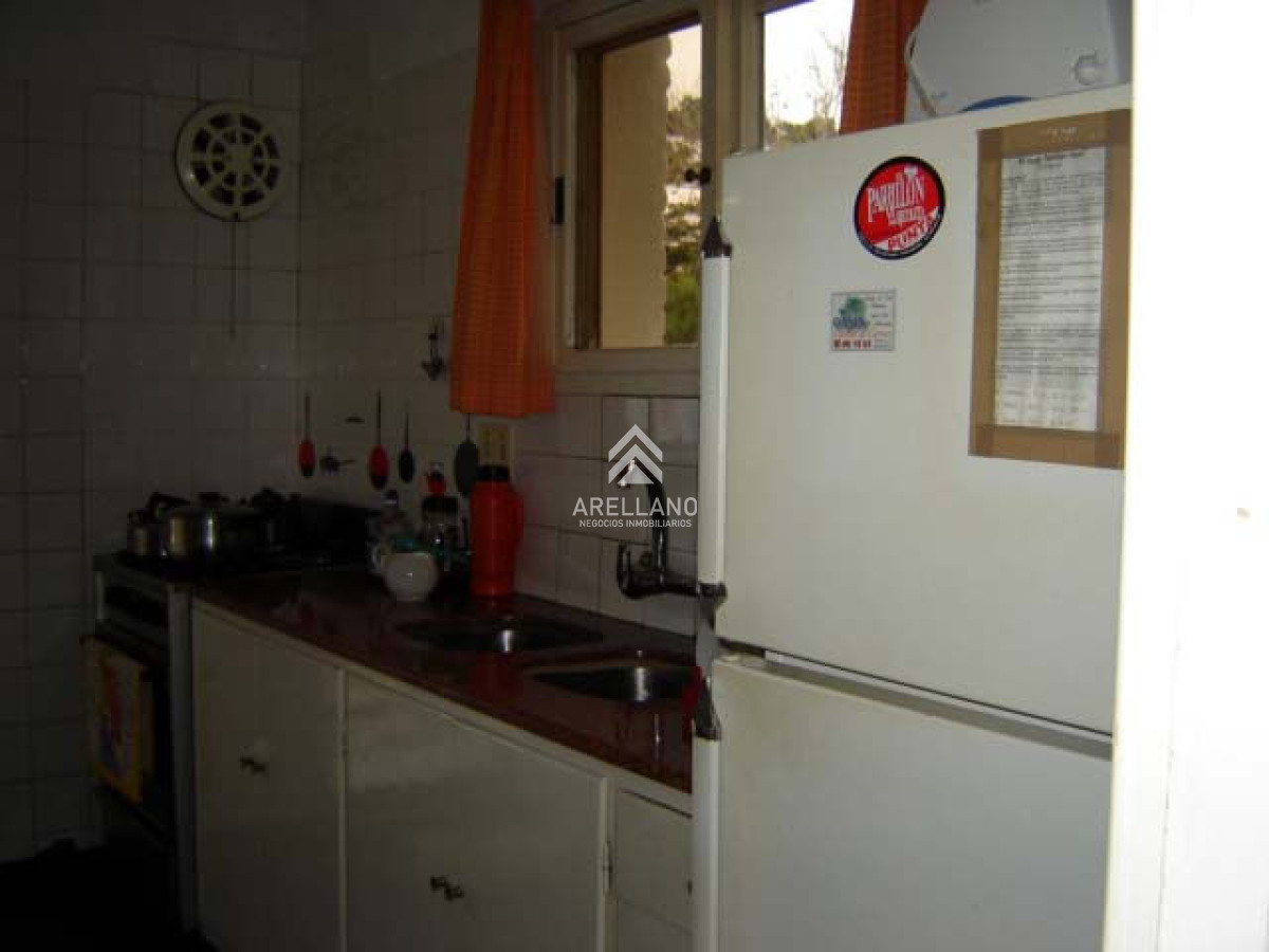 Casa ID.4370 - Venta casa 4 dormitorios y dependencia Aidy Grill 