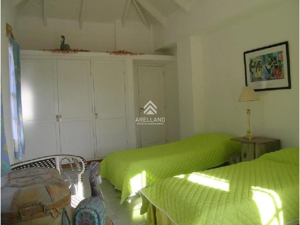 Casa ID.4800 - En el CORAZON DE LA BARRA