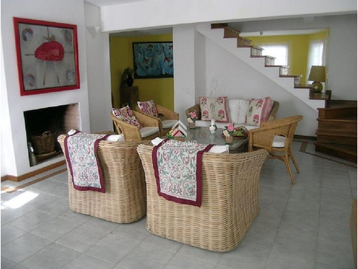 Casa ID.4800 - En el CORAZON DE LA BARRA