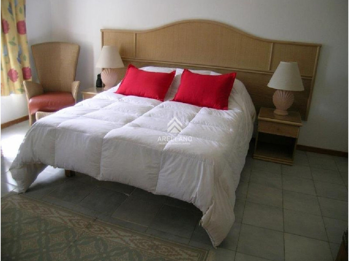 Casa ID.4800 - En el CORAZON DE LA BARRA