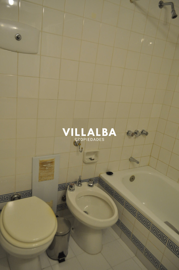 Apartamento ID.2222 - Amplio departamento frente al mar