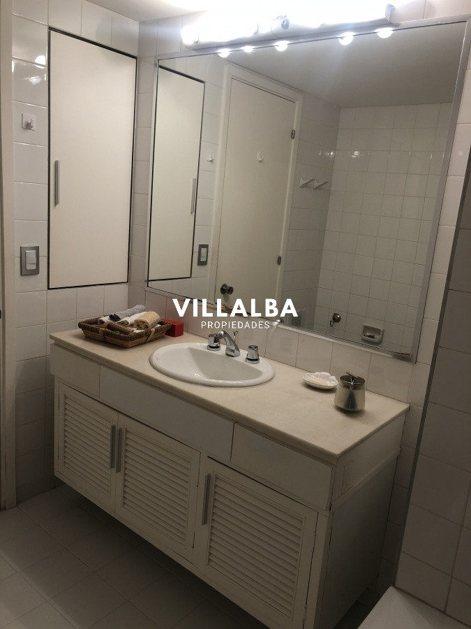 Apartamento ID.2222 - Amplio departamento frente al mar