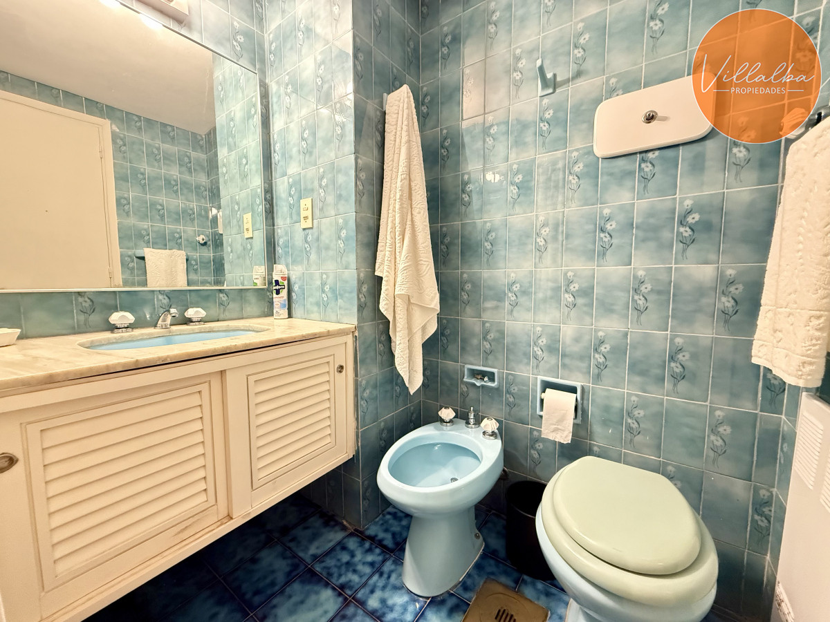 Apartamento ID.3737 - Apartamento en venta - Edificio Simón Bolívar, Punta del Este