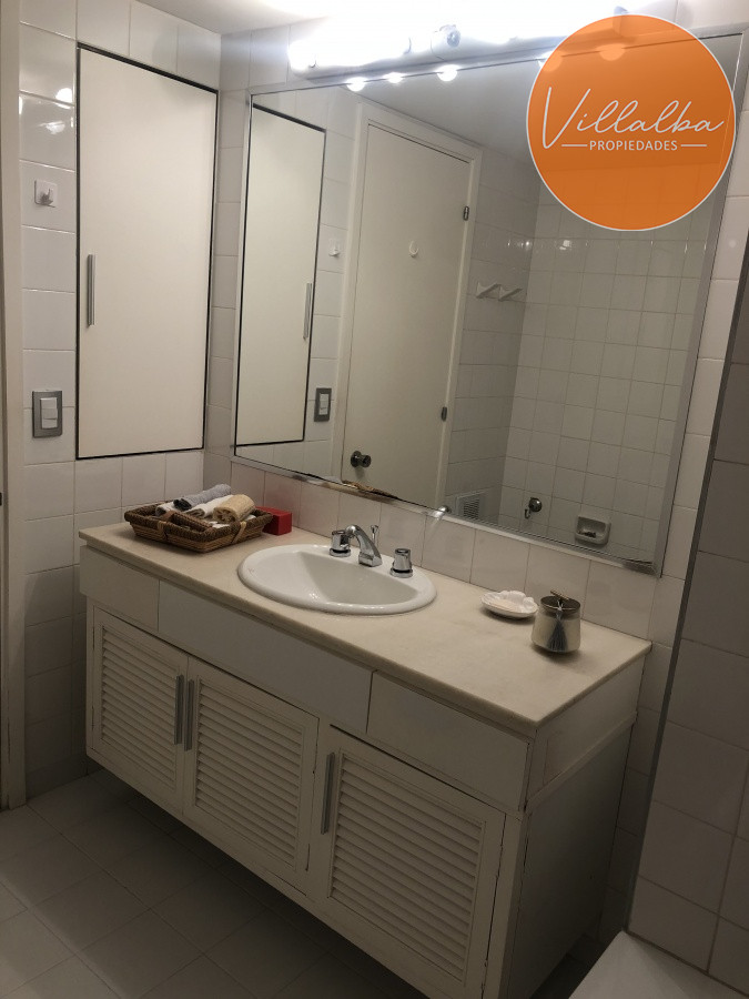 Apartamento ID.2222 - Amplio departamento frente al mar