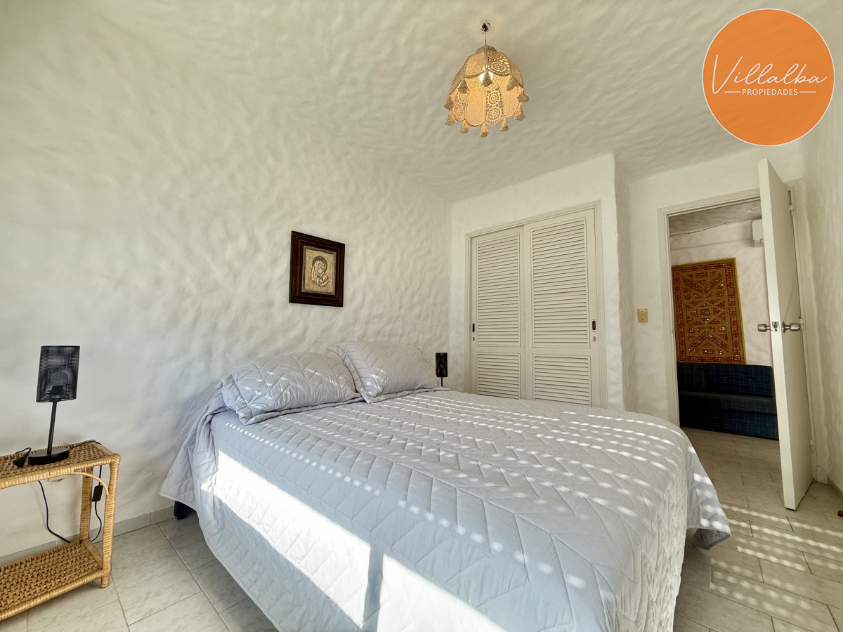 Apartamento ID.3737 - Apartamento en venta - Edificio Simón Bolívar, Punta del Este