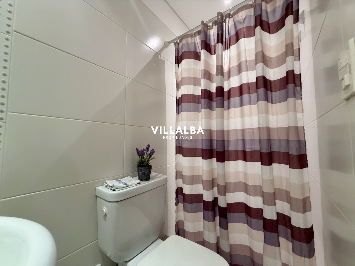 Apartamento ID.4792 - CASA EN VENTA - BARRIO CANTEGRIL, AV. CÓRDOVA