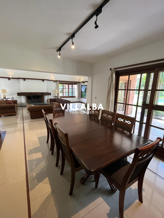 Apartamento ID.2669 - Espectacular mansión en venta. Consultá ya! 