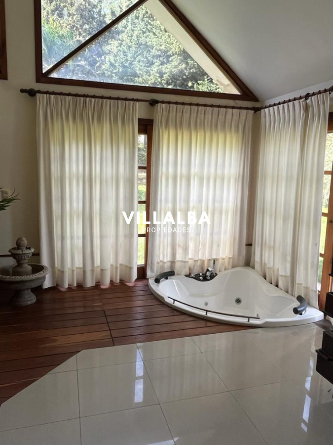 Apartamento ID.2669 - Espectacular mansión en venta. Consultá ya! 