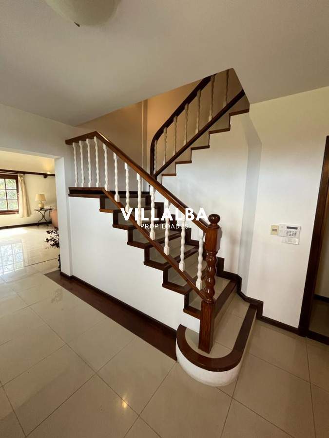 Apartamento ID.2669 - Espectacular mansión en venta. Consultá ya! 