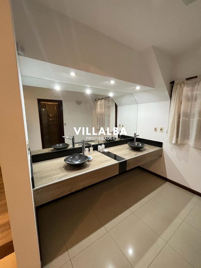 Apartamento ID.2669 - Espectacular mansión en venta. Consultá ya! 