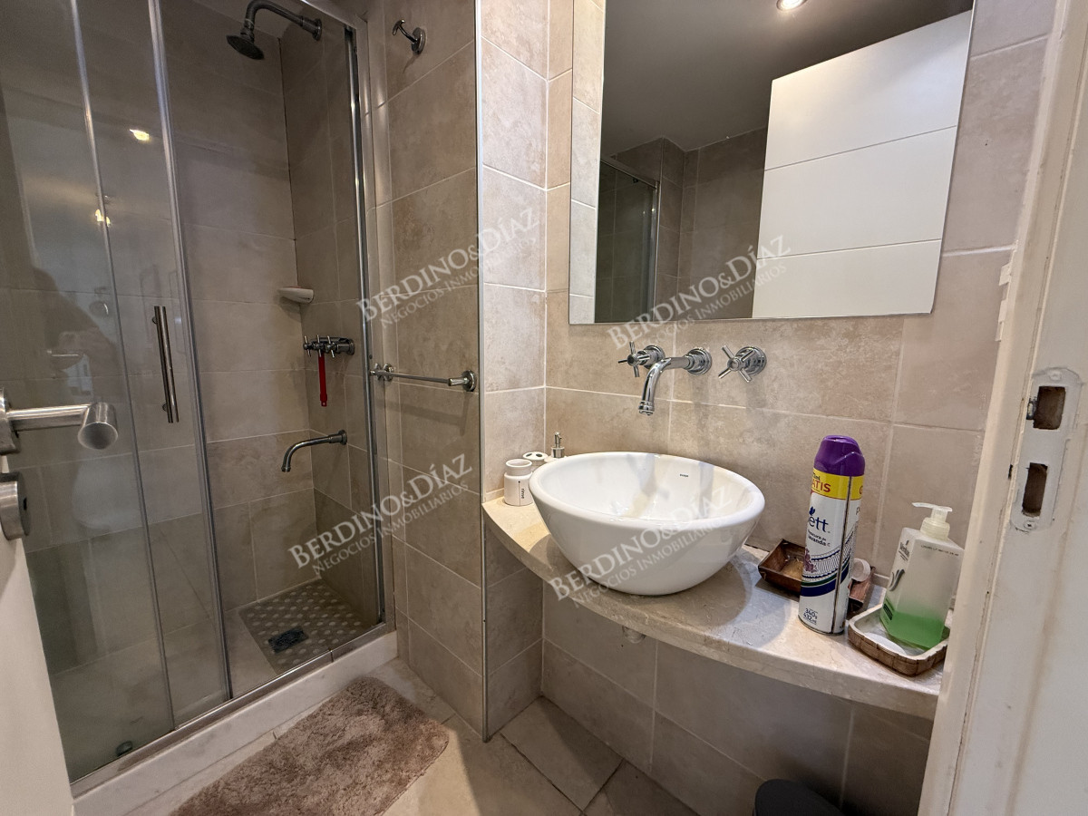 Apartamento ID.2671 - Edificio Torre O en playa brava.