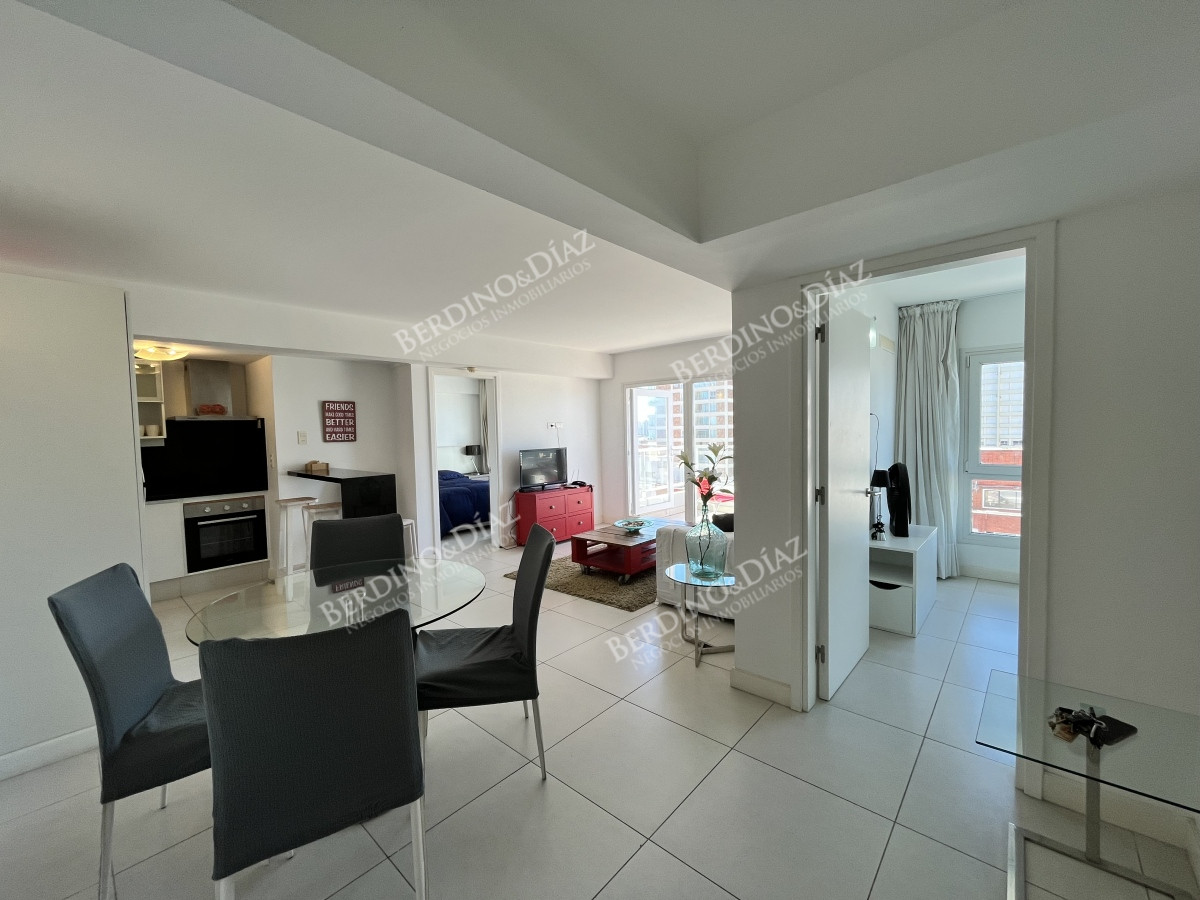 Apartamento ID.2772 - Apartamento en venta Peninsula 2 dormitorios Servicios