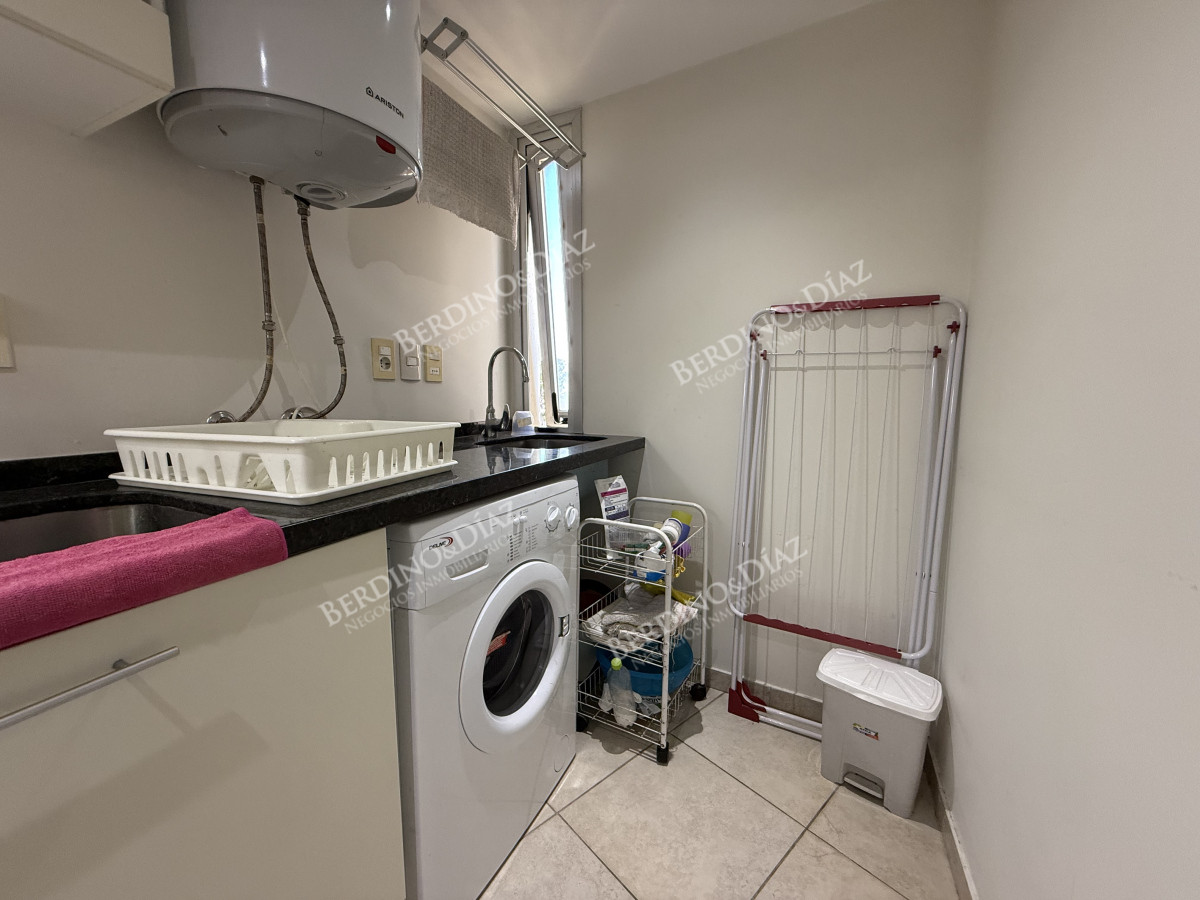 Apartamento ID.2671 - Edificio Torre O en playa brava.