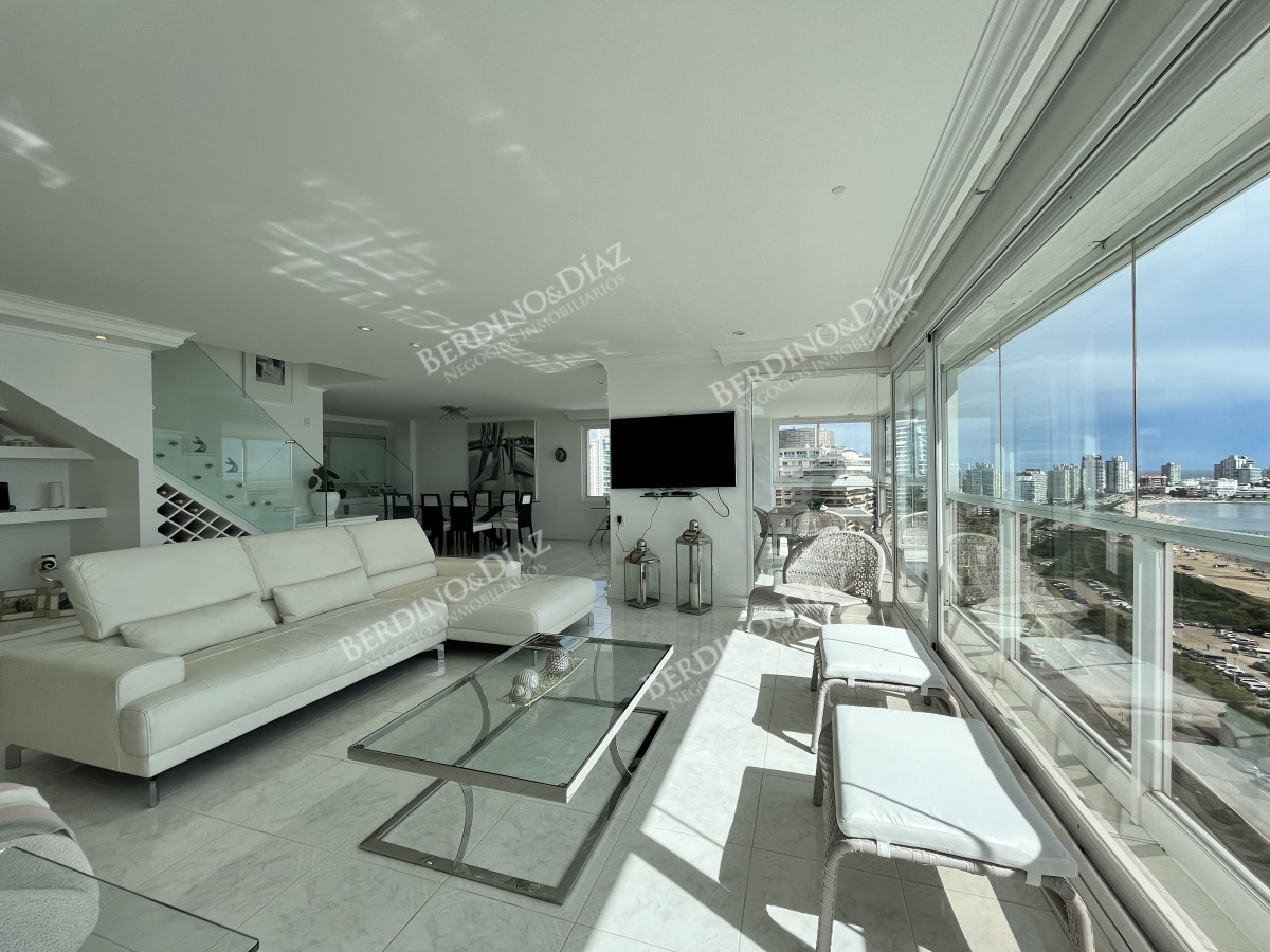 Apartamento ID.2446 - Apartamento unificado playa Mansa frente al mar