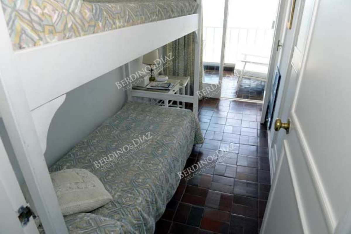 Apartamento ID.2552 - Apartamento en Peninsula, 4 dormitorios  