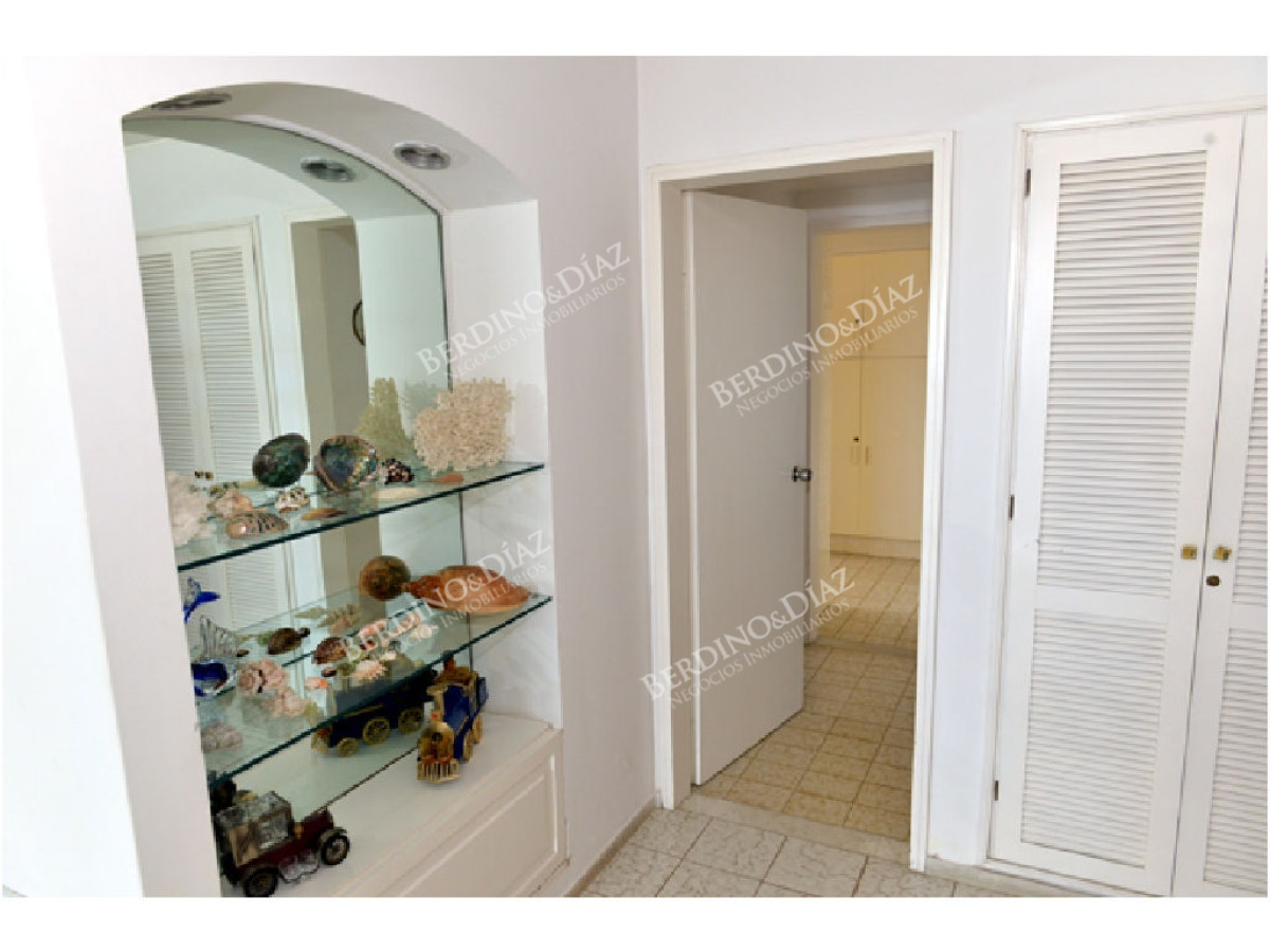 Apartamento ID.2119 - Apartamento en venta en Peninsula 