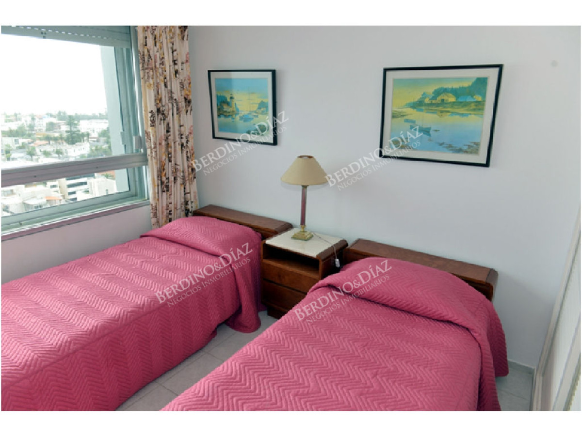 Apartamento ID.2119 - Apartamento en venta en Peninsula 