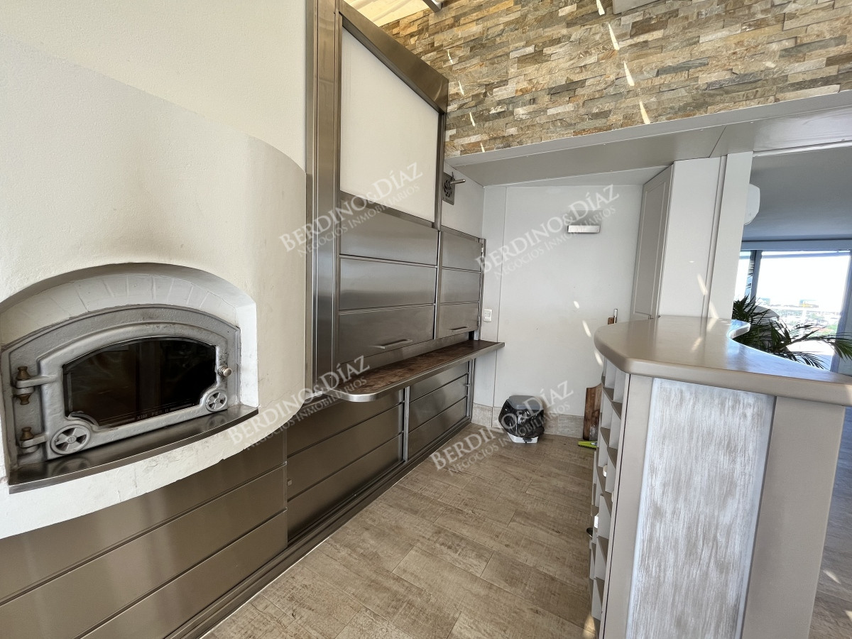 Apartamento ID.2446 - Apartamento unificado playa Mansa frente al mar