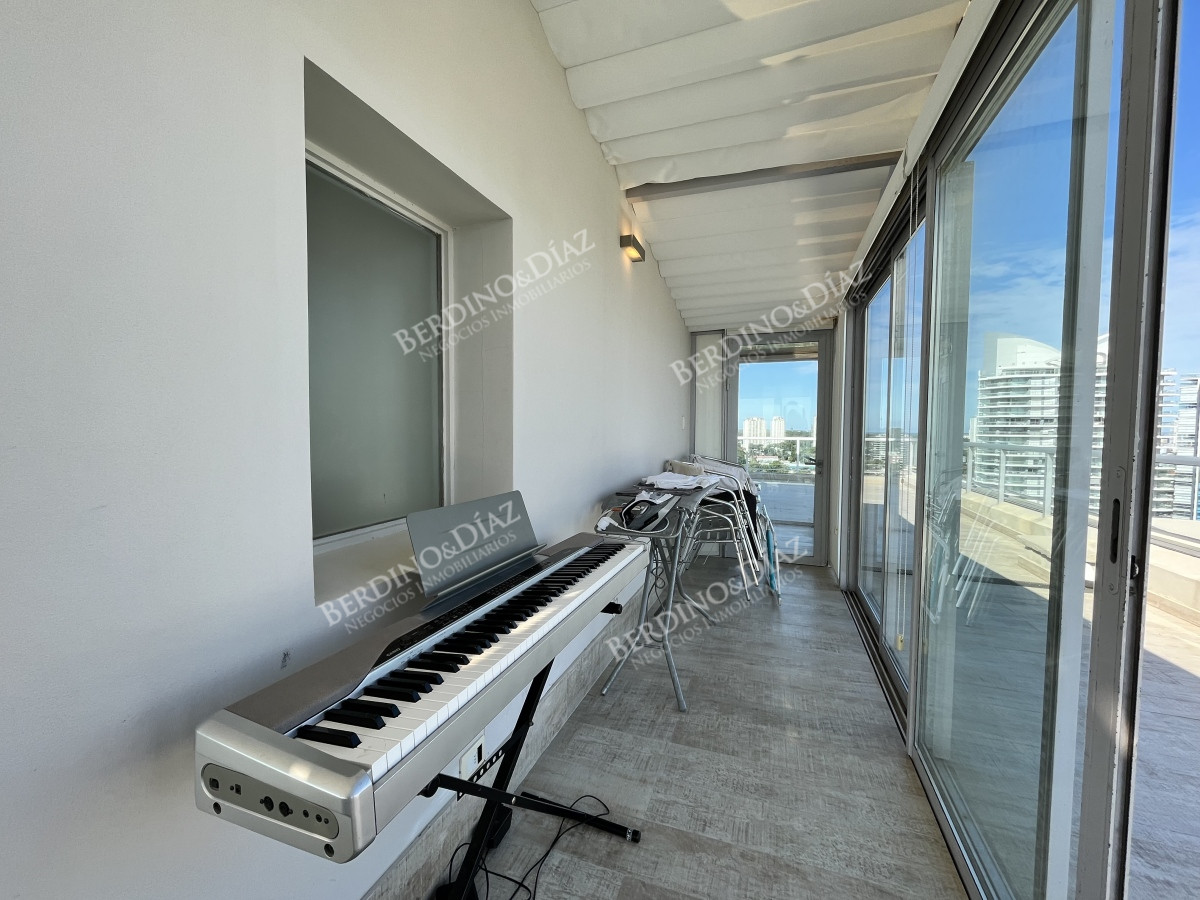 Apartamento ID.2446 - Apartamento unificado playa Mansa frente al mar